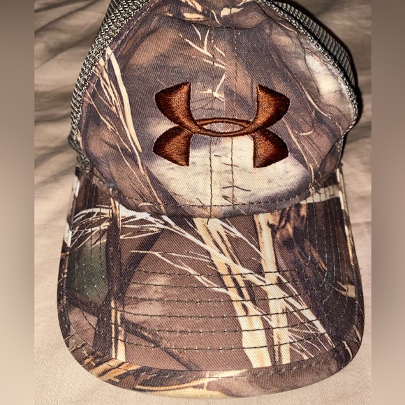 Under Armour truck hat - Picture 2 of 5